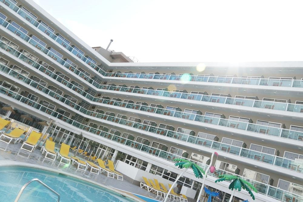 Ohtels Villa Dorada Salou Zewnętrze zdjęcie