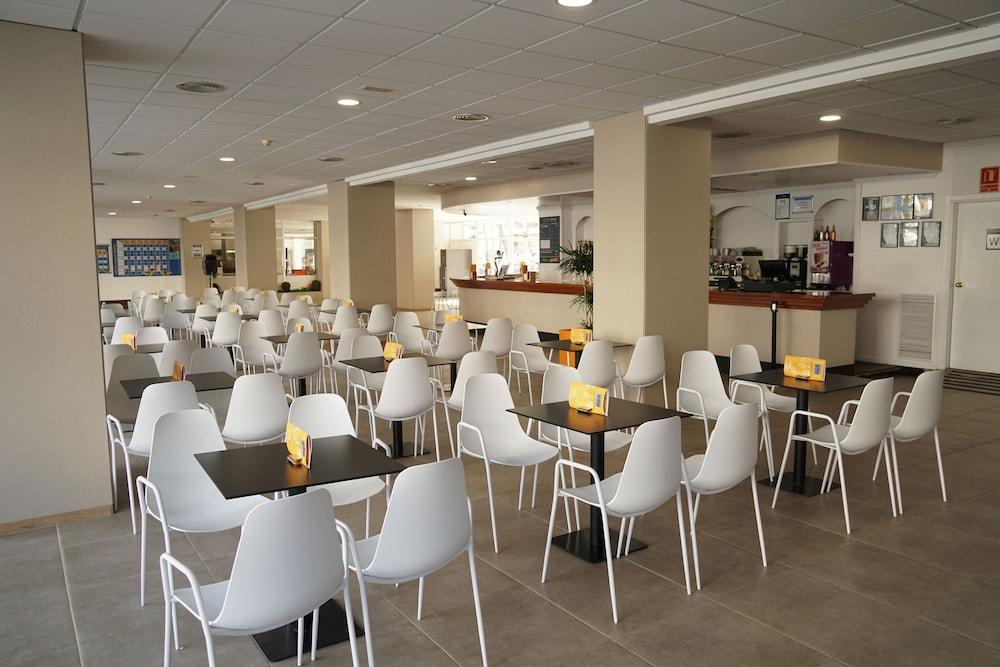 Ohtels Villa Dorada Salou Zewnętrze zdjęcie